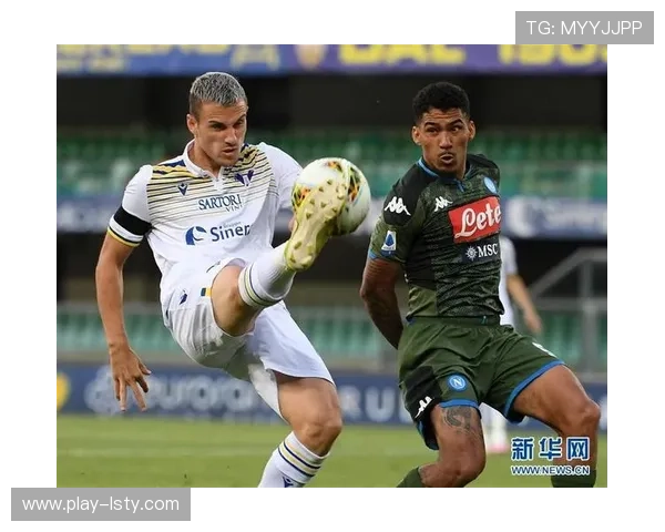 维罗纳逼平那不勒斯一役解析,低位防守与快速转换成模板 维罗纳逼平那不勒斯一役解析,低位防守与快速转换成模板